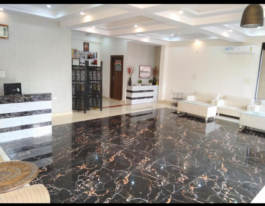 Taj Classic Agra Агра Екстериор снимка