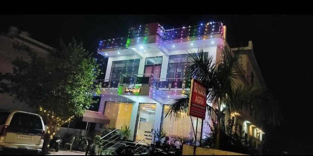 Taj Classic Agra Агра Екстериор снимка